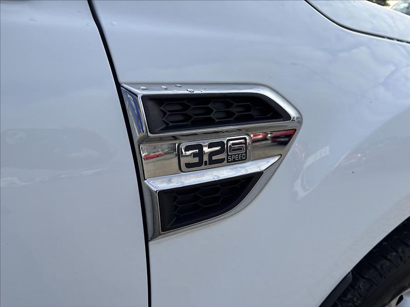 Ford Ranger 3,2 Limited 147kW DPH - fotka 22 z 37