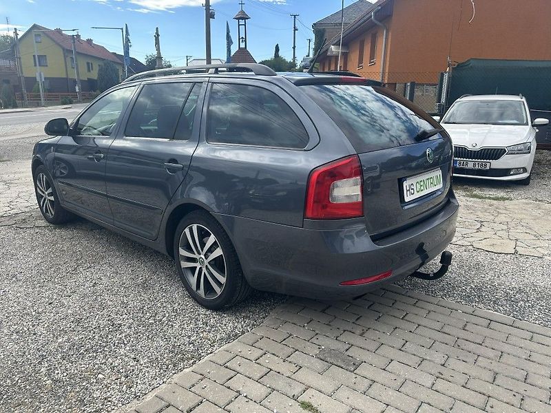 Škoda Octavia Style 2.0 TDi 103kW serviska - fotka 5 z 22