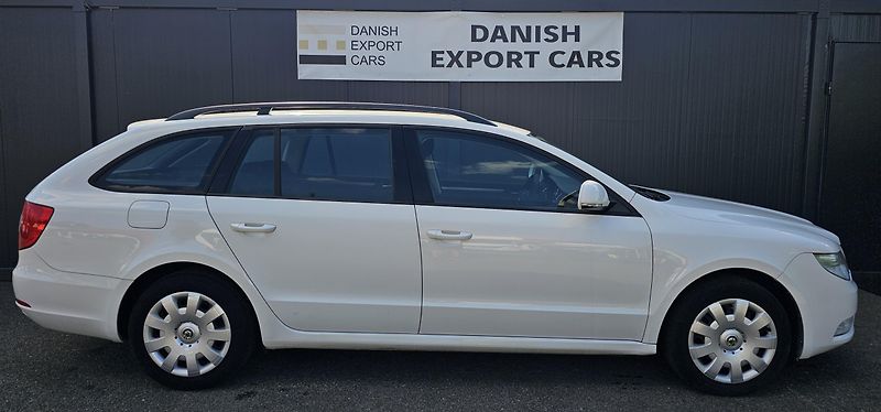 Škoda Superb 1.4 TSI 92 kW,TAŽNÉ,SERVISKA - fotka 8 z 50
