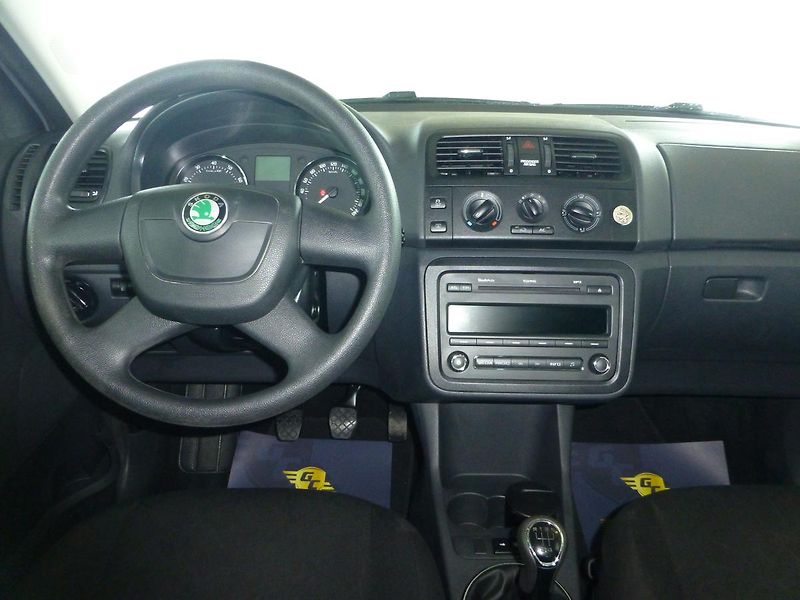 Škoda Fabia (2011) 1,2TSI*KLIMATIZ**ALU KOLA**ESP - fotka 15 z 23