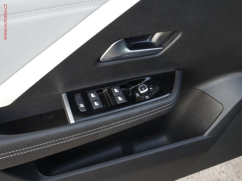 Opel Astra (2023) 1.5 CDTi, Elegance, LED, navi - fotka 15 z 16
