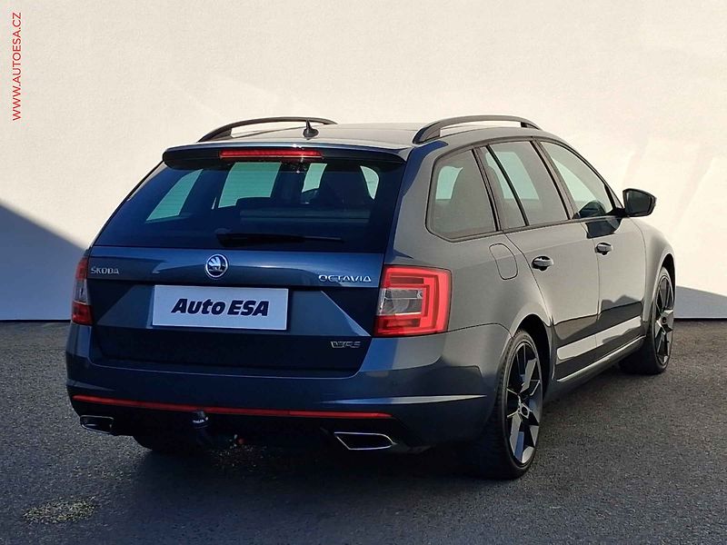 Škoda Octavia (2015) 2.0 TSi, RS, DSG, bixen - fotka 4 z 20