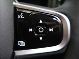 Volvo V60 2,0 B4 AT PLUS NAVI KAMERA ČR - náhled 17