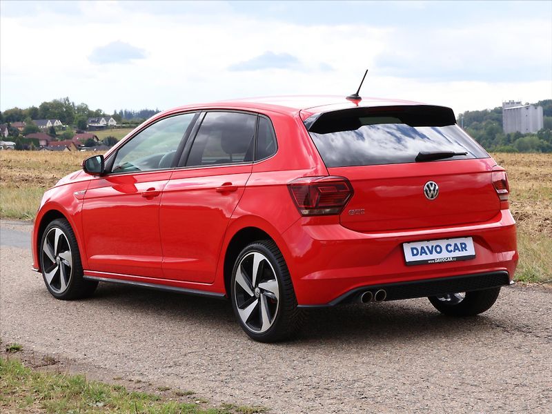 Volkswagen Polo 2,0 TSI GTI 147kW DSG LED Beat - fotka 5 z 28