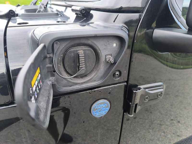 Jeep Wrangler (2022) 2.0 PHEV,4x4,ČR,SERVISN9 KN - fotka 32 z 38