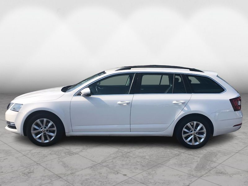 Škoda Octavia Combi 1.5 TSI G-Tec DSG - fotka 3 z 29