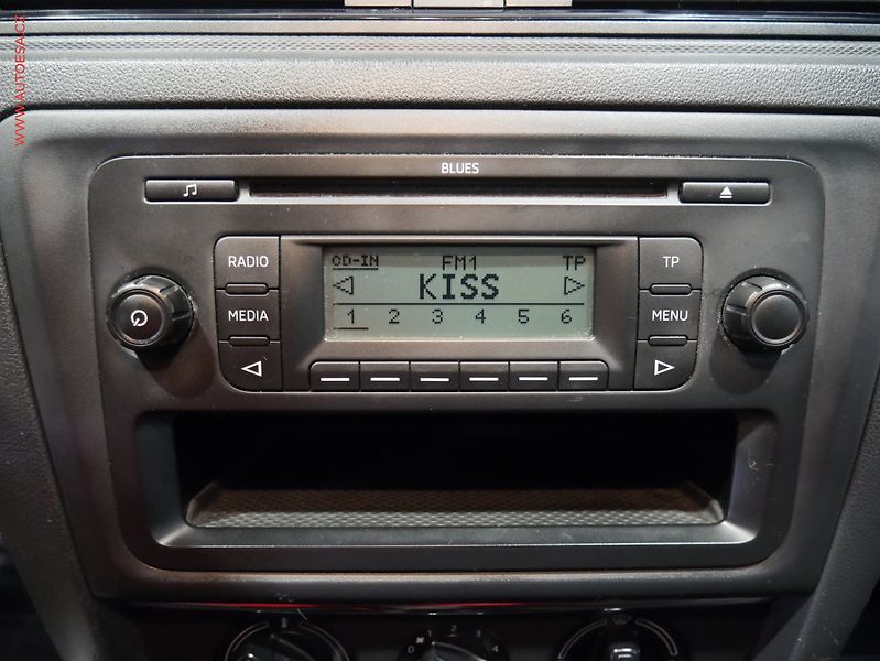 Škoda Rapid (2013) 1.2 TSi, ČR, AC - fotka 12 z 15