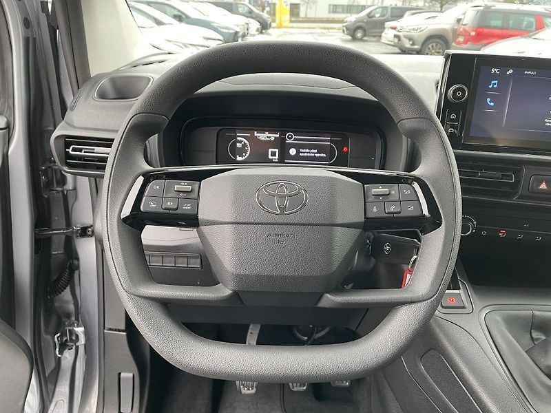 Toyota ProAce City Verso 1.5D MT 130k Business 7S - fotka 15 z 27