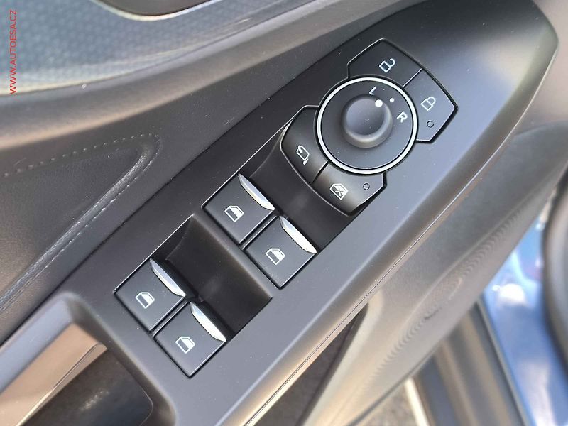 Ford Focus (2024) 1.0 EB, ČR, AT, LED, kamera - fotka 26 z 30