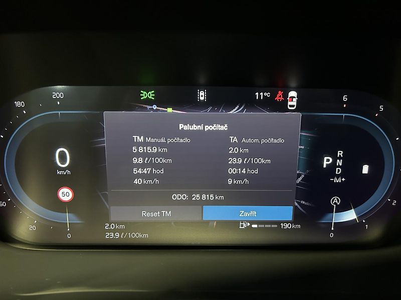 Volvo XC60 2.0  B4 4x4 ULTIMATE - fotka 37 z 48