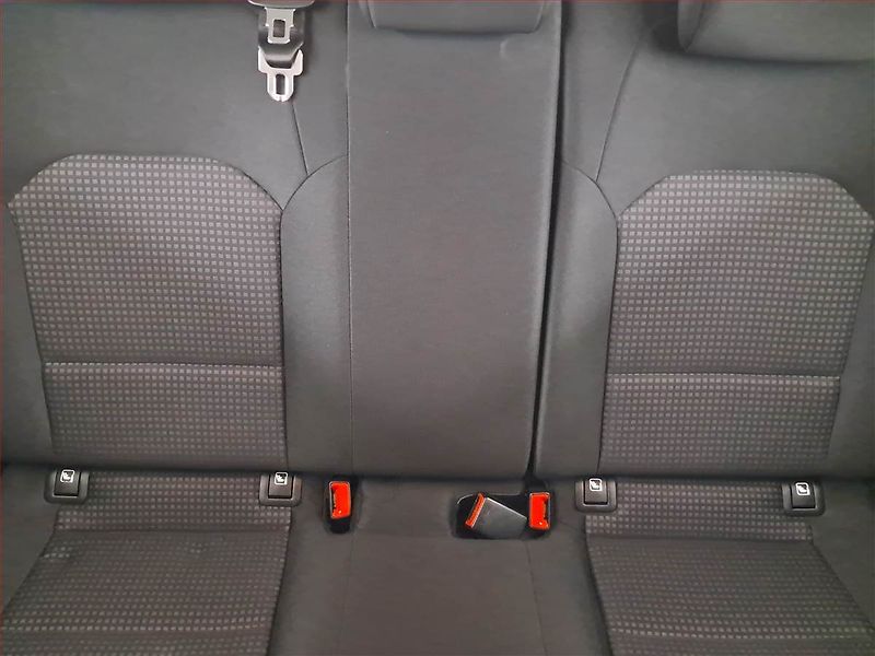 Kia Ceed (2021) 1.5 T-GDI, Automat, Serv.kniha - fotka 10 z 19