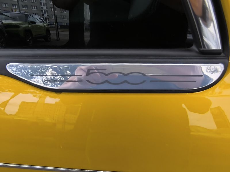 Fiat 500 (2026) Hybrid La Prima 1.0 BSG - fotka 39 z 39