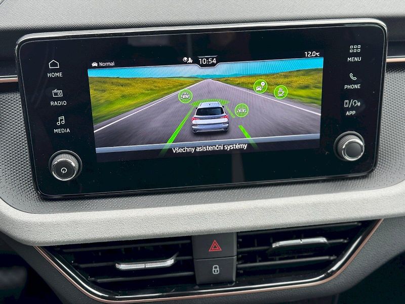 Škoda Kamiq (2026) Top Selection 1.0 TSI 85 kW DS - fotka 12 z 24