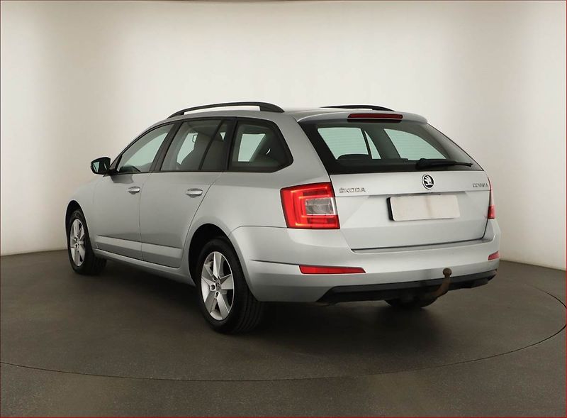 Škoda Octavia (2016) Style 2.0 TDI, Serv.kniha - fotka 4 z 13