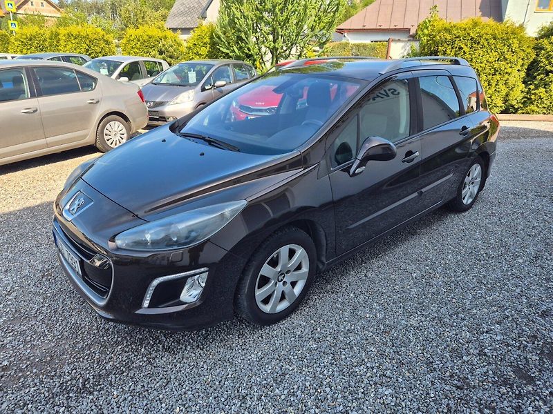 Peugeot 308 (2013) 1.6HDi Xenony , TZ , Nová STK - fotka 7 z 32