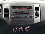 Mitsubishi Outlander (2008) 2.0 DI-D, 4X4, Tempomat - náhled 12