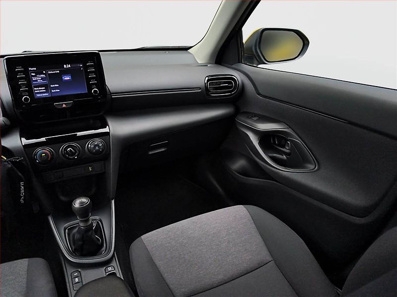 Toyota Yaris Cross (2023) 1.5 VVT-i - fotka 8 z 12