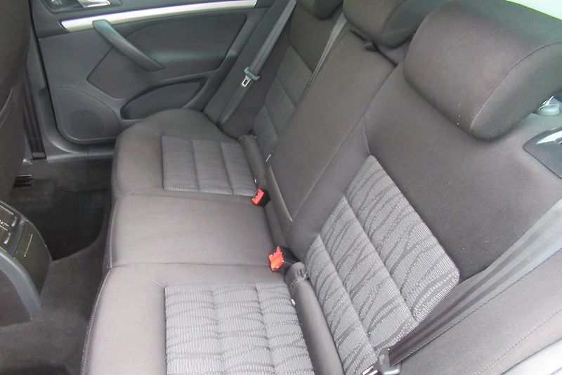 Škoda Octavia 2.0 TDI AUT. KLIMA  - fotka 12 z 14