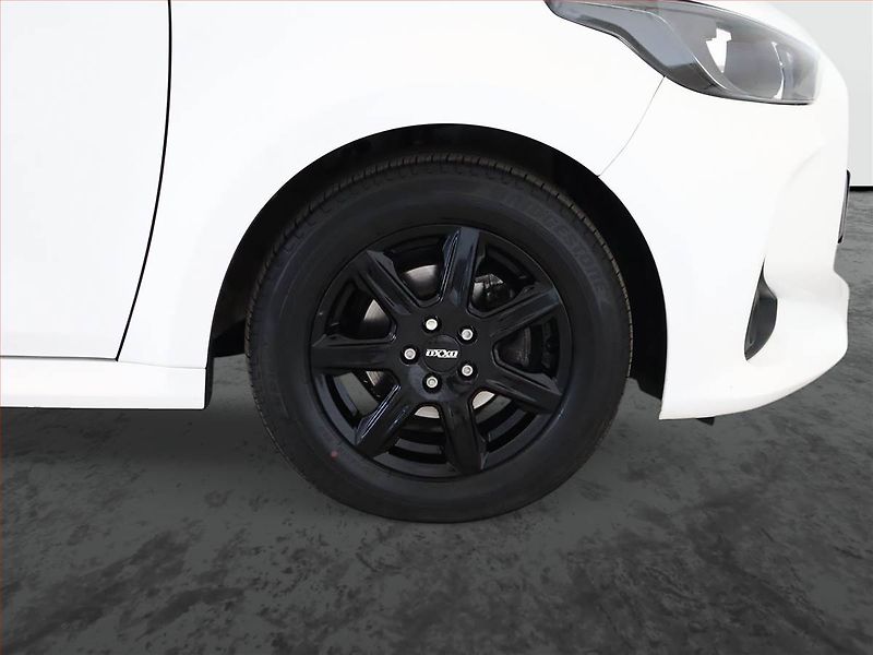 Toyota Yaris (2023) 1.5 VVT-i, ČR,1.maj - fotka 11 z 17