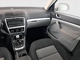 Škoda Octavia (2009) Ambiente 1.4 TSI, Tempomat - náhled 8