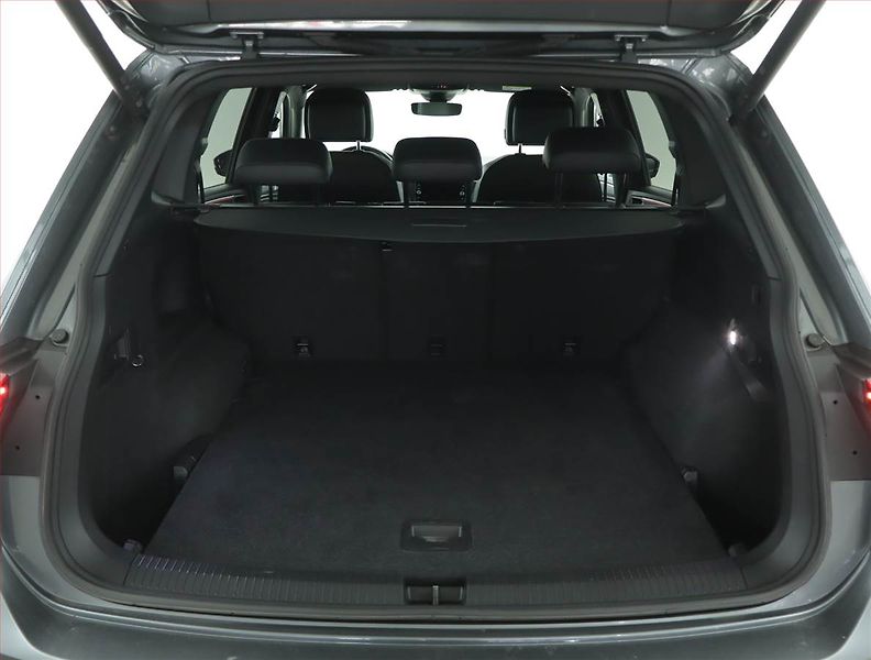 Volkswagen Tiguan (2023) R-Line 2.0 TDI - fotka 14 z 17