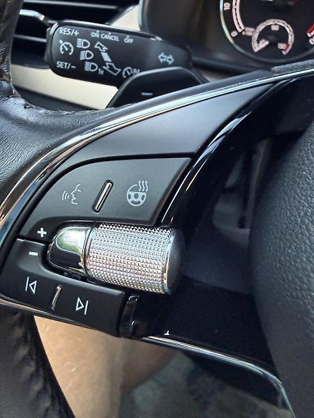 Škoda Scala (2021) 1,0TSi 85kW STYLE DSG Vyhř.okn - fotka 17 z 20