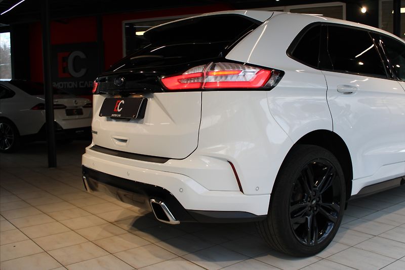 Ford Edge TDCi AWD Bi-Turbo ST-Line - fotka 31 z 36
