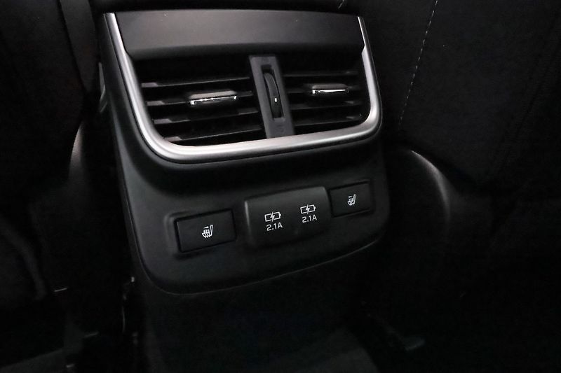 Subaru Outback 2.5i 4WD Active + tažné - fotka 21 z 25