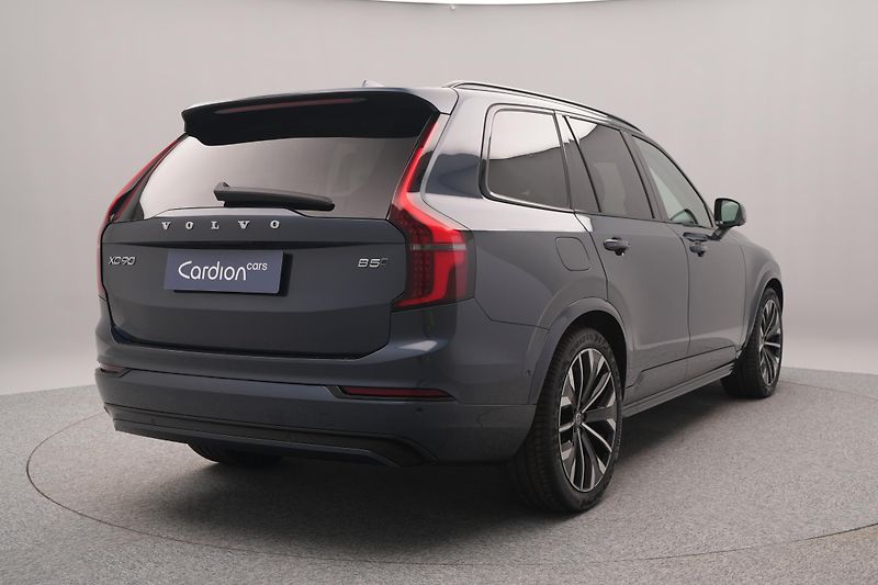 Volvo XC90 (2026) B5 AWD AUT DARK PLUS 7míst - fotka 13 z 25