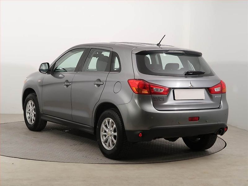 Mitsubishi ASX (2015) 1.6 MIVEC, Tempomat - fotka 4 z 19