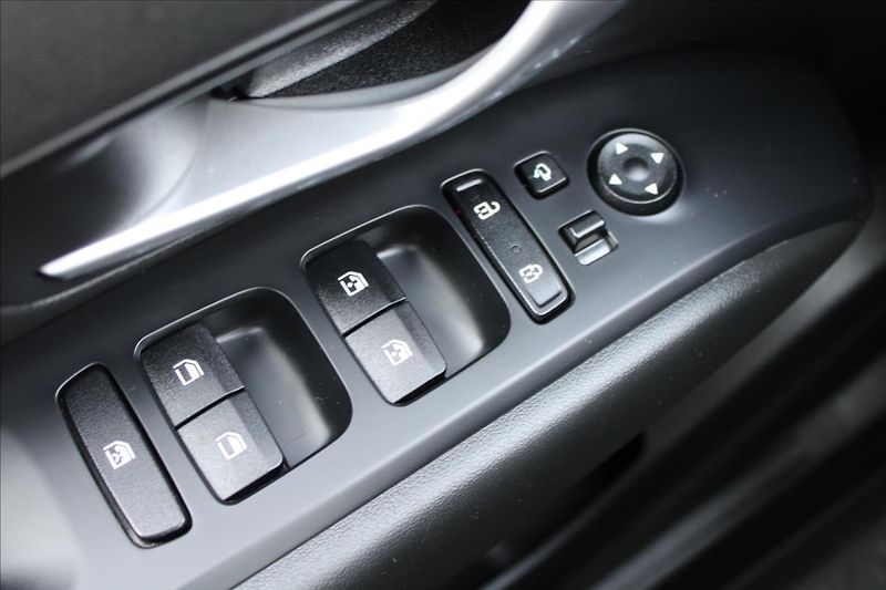 Hyundai Tucson 1,6 T-GDI  ČR,1.MAJITEL, SMART - fotka 21 z 34