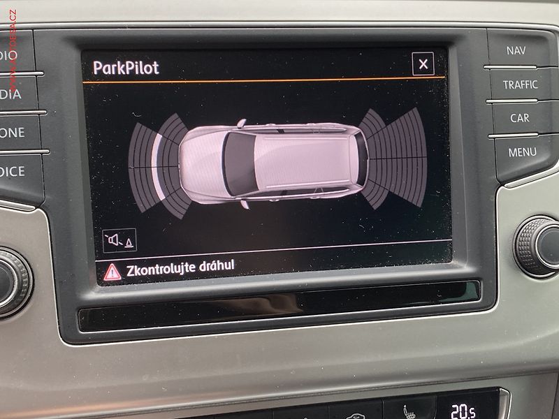 Volkswagen Passat (2015) 1.6 TDi, Comfortline, TZ - fotka 16 z 17