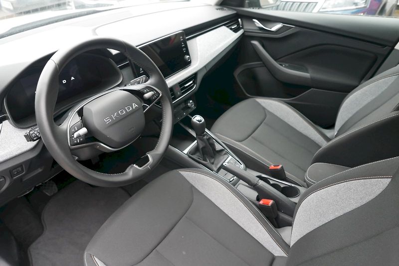 Škoda Kamiq (2025) 1.0 TSI 85 kW M6° Selection - fotka 8 z 30