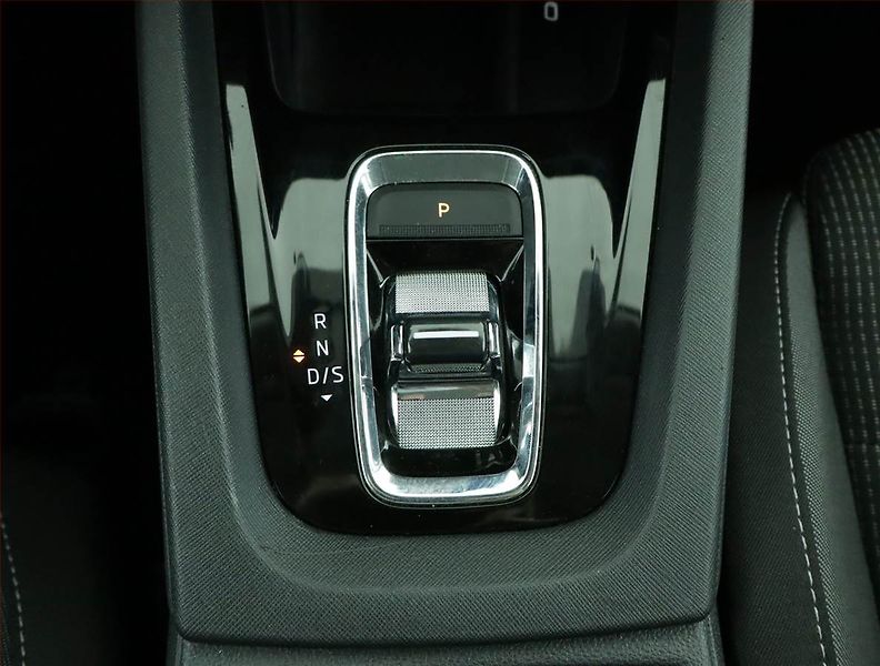 Škoda Octavia (2023) 1.5 TSI - fotka 13 z 16
