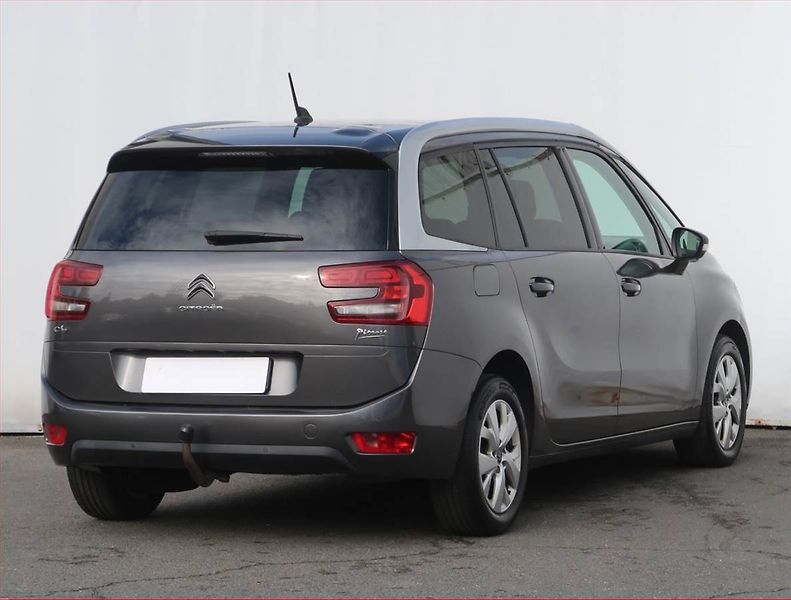 Citroën C4 Picasso (2018) 1.6 BlueHDi, 7 míst, Navi - fotka 5 z 21