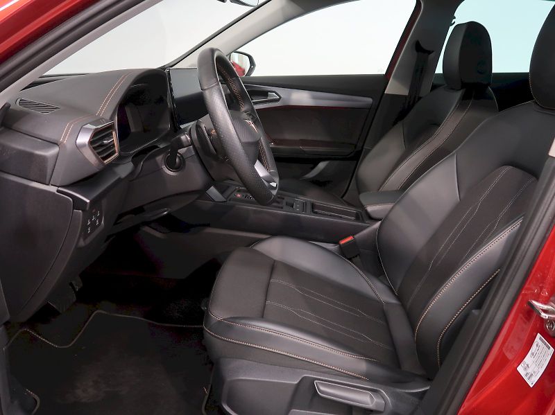 Cupra Formentor (2024) 1.5TSI 110KW DSG - fotka 13 z 45