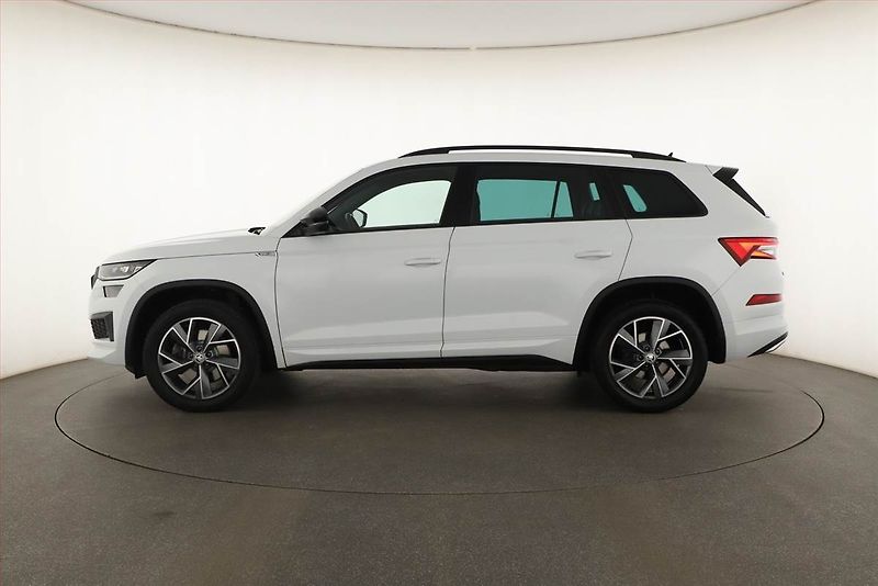 Škoda Kodiaq (2023) 2.0 TSI - fotka 3 z 20