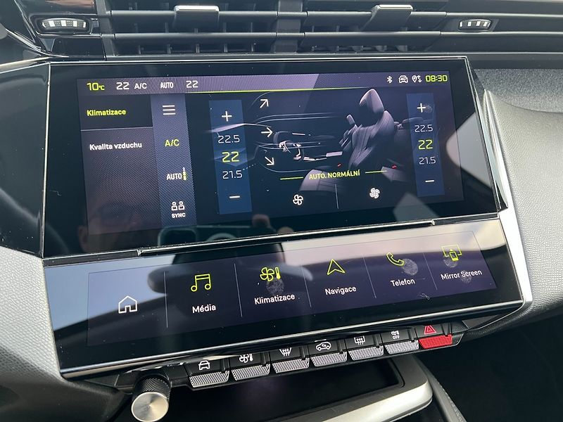 Peugeot 308 (2023) 1.2PT 96kW! Allure! Tažné! LED - fotka 23 z 34