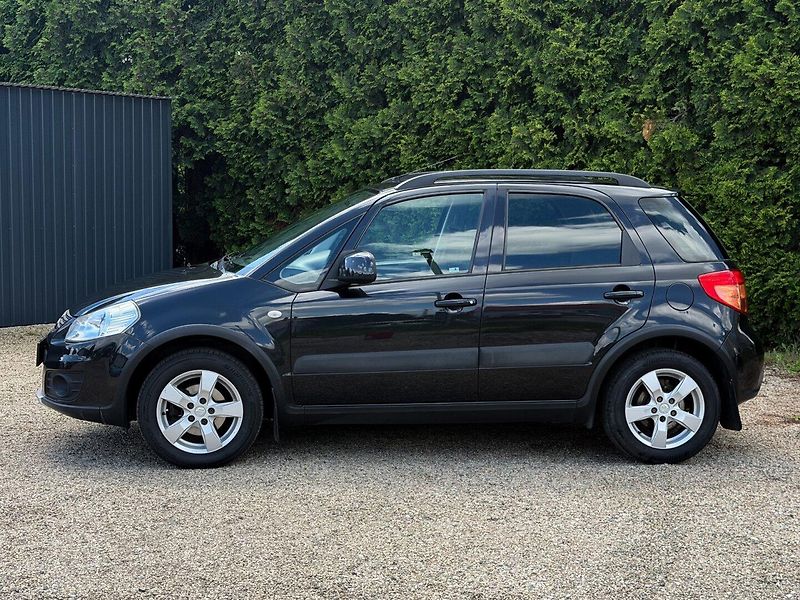Suzuki SX4 1.6 4x4 PŮVOD ČR - fotka 14 z 23