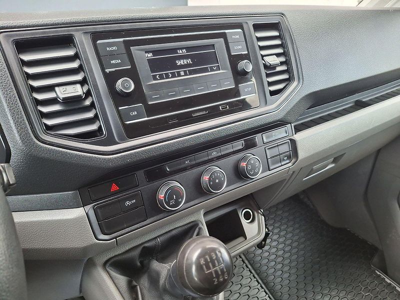 Volkswagen Crafter (2019) 2.0 TDI, 7 míst, ZÁRUKA - fotka 26 z 29