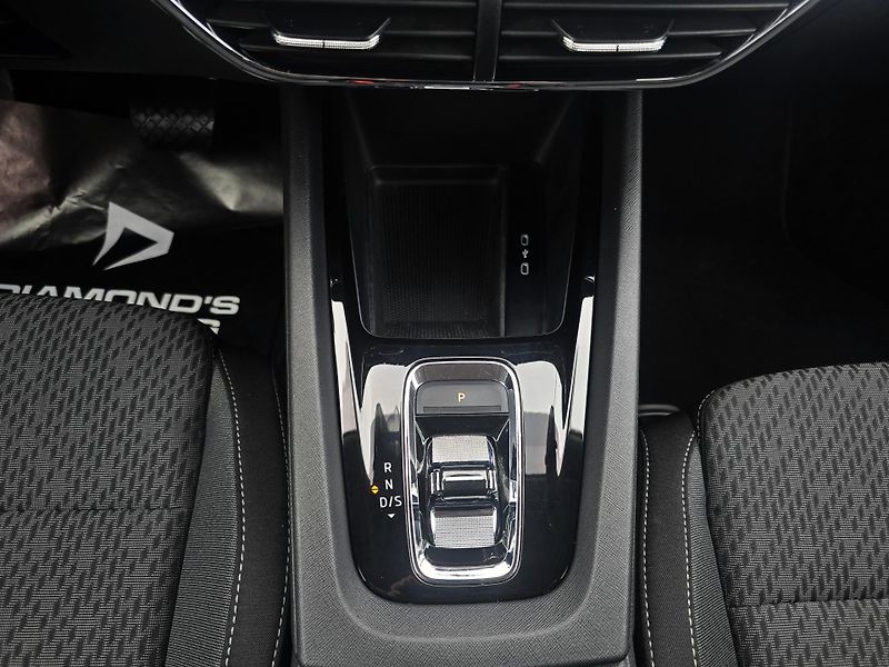 Škoda Octavia 2.0TDI 110KW DSG STYLE+ MATRIX - fotka 26 z 39