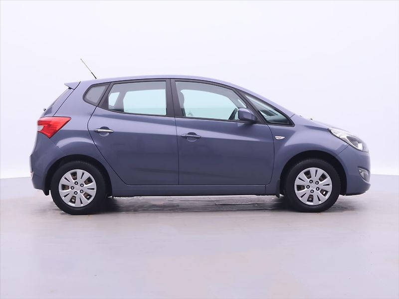 Hyundai ix20 1,4 i 66kW CZ Klima Serv.Kniha - fotka 8 z 26