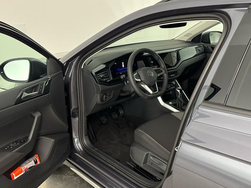 Volkswagen Taigo (2025) SUV - fotka 6 z 26