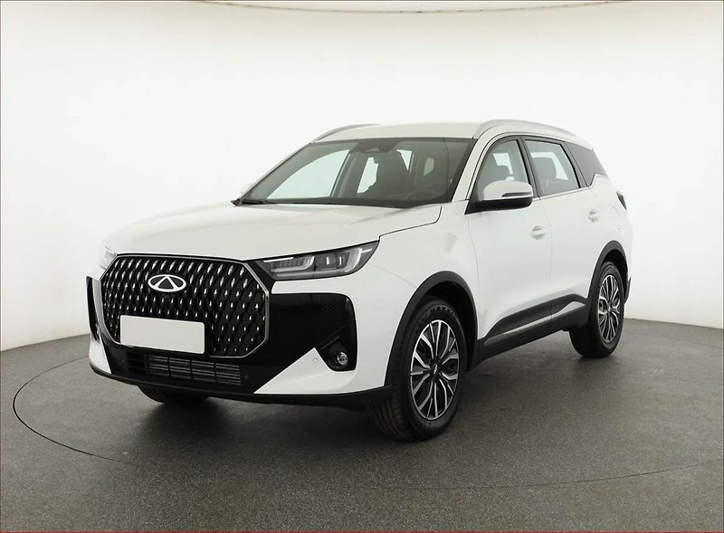 Chery Tiggo 7 (2026) 1.6 TGDI, LUXURY, Ad. tempomat - fotka 2 z 16