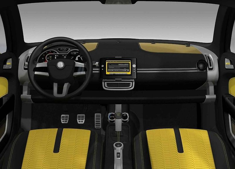 Škoda začíná s odtajňováním velkého rodinného elektromobilu
