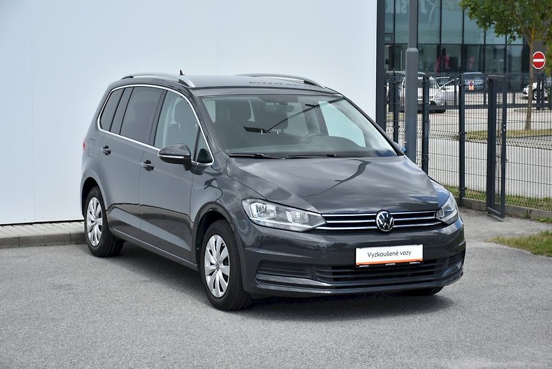 Volkswagen Touran (2022) Comfortline 1.5 TSI 110kW DSG - fotka 8 z 32