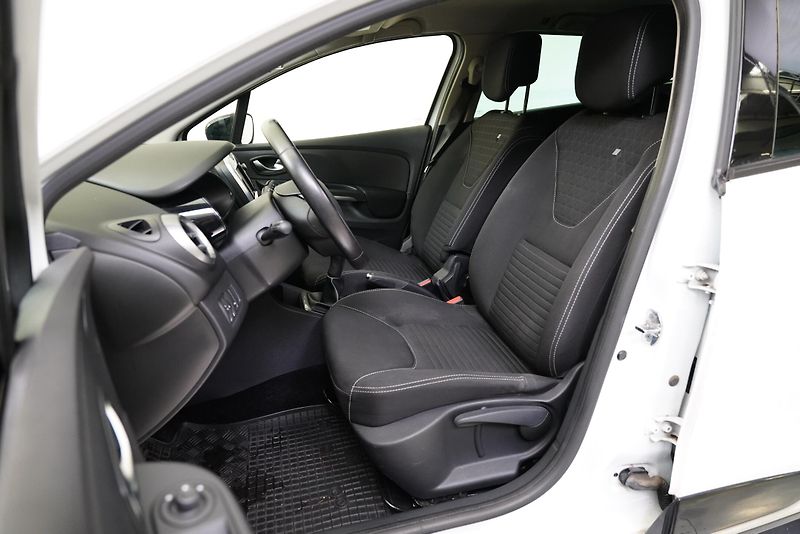 Renault Clio - fotka 11 z 22