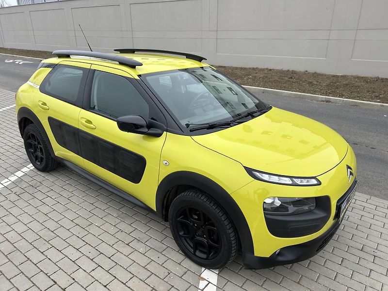 Citroën C4 Cactus 1.2 Pure Tech FEEL - fotka 20 z 37