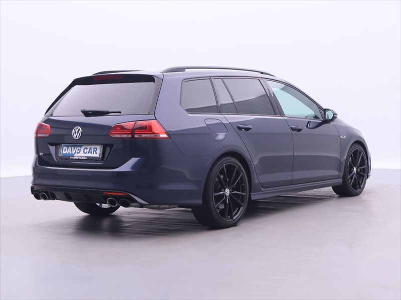 Volkswagen Golf 2,0 TSI R 221kW DSG 4Motion - fotka 7 z 31