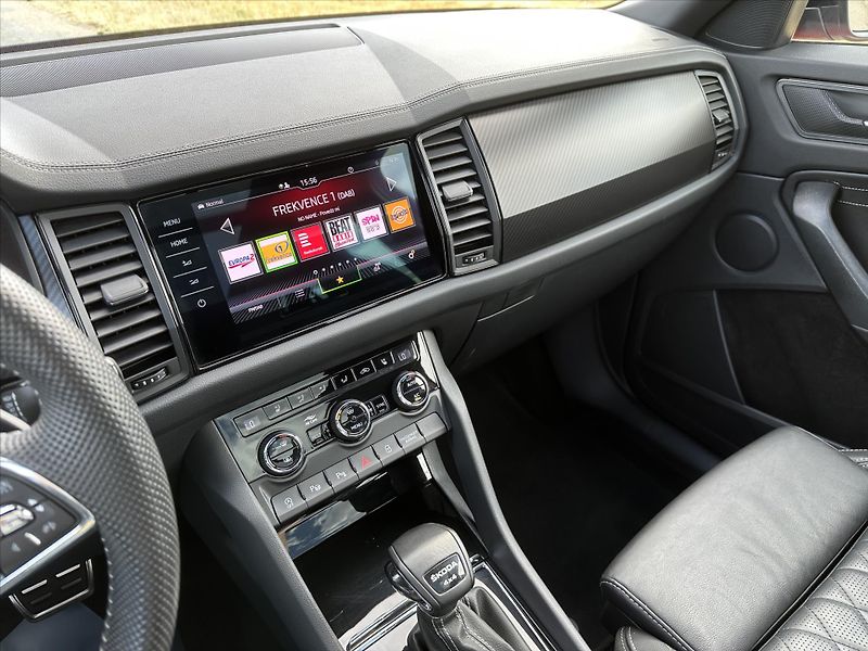 Škoda Kodiaq 2,0 TDI 147kW Sportline Zaruka - fotka 30 z 44
